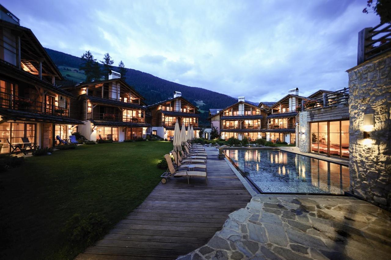 Post Alpina - Family Mountain Chalets Сан-Кандидо Экстерьер фото